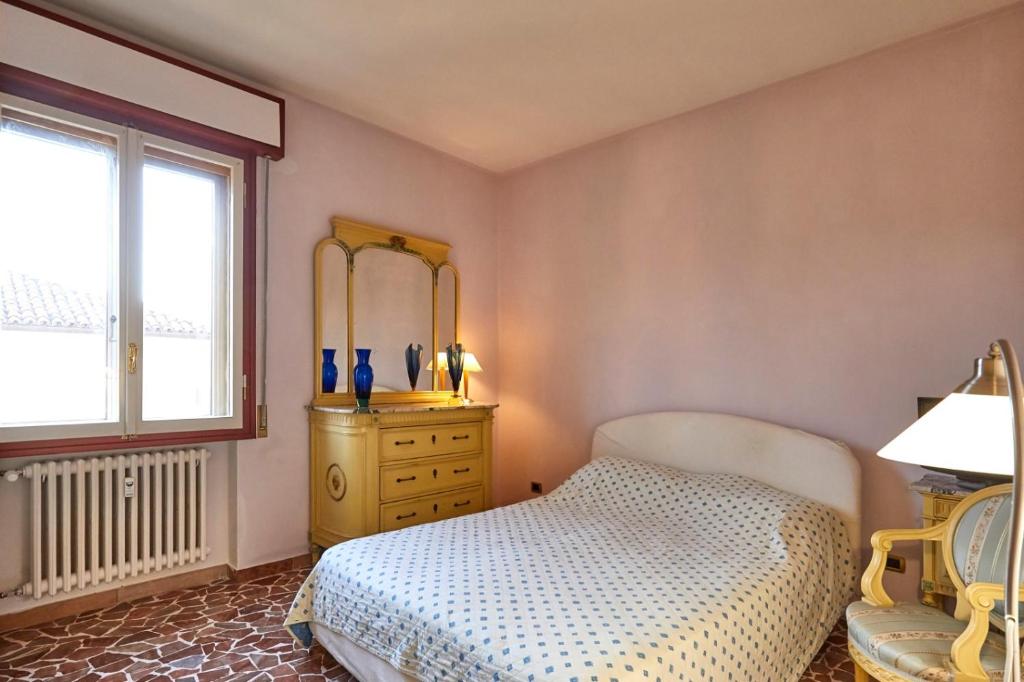 charlothause room 2